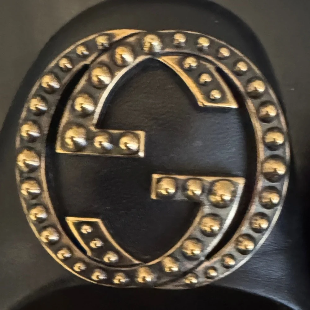 Gucci Black Heels with Iconic Gucci Gold Emblem